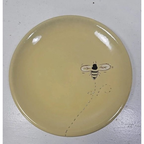 Set Of 2 Garden Ridge Pottery Plates 8 1/2" round Bee Yellow Dragonfly Purple - Picture 2 of 7
